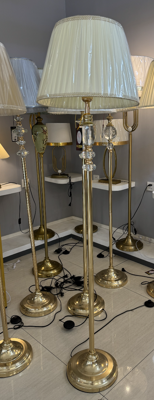 Lampadar LP215WH, 1x E27, 160cm, Alb si Auriu