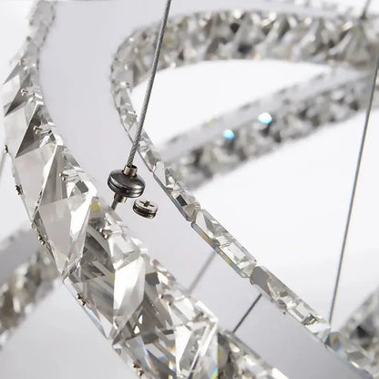 Lustra LED PRISM Luminis, Cristal si Metal, 210W, 4 Cercuri, Dimabila, Inaltime Reglabila, Lumina Rece/Calda/Neutra, Iluminat Luxos