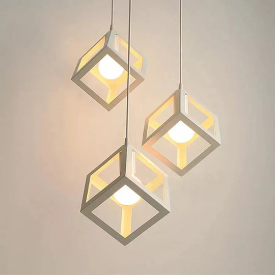 Lustra Forma Cub, STRUKTUR Cluster, 3xE27, Alb, Metal Lustre Industrial Default Title Alessandro Design